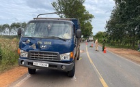 Tạm giữ tài xế xe tải tông, rồi cán tiếp nạn nhân tử vong