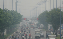 Sáng nay, bầu trời TP.HCM đục ngầu, vì sao?