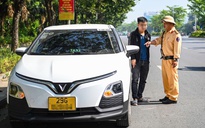 Tài xế dễ bị phạt nguội bởi camera AI khi dừng xe để đón, trả khách