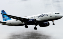 Máy bay chở khách suýt va chạm máy bay quân sự Mỹ gần Venezuela