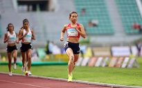 SEA Games 33: Nữ hoàng điền kinh Nguyễn Thị Oanh giành HCV 3.000 m vượt chướng ngại vật