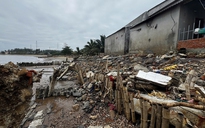 Triều cường xâm thực làng biển, sạt lở chia cắt miền núi ở Quảng Ngãi