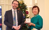 Phụ nữ đầu tiên tại Việt Nam được phong tặng danh hiệu MBE của Hoàng gia Anh