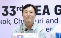 HLV U.23 Lào vẫn cực tươi dù thua U.23 Việt Nam, ý nhị nói về bàn thắng của Đình Bắc