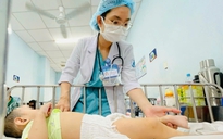 Chủng vi rút gây bệnh tay chân miệng nặng xuất hiện trở lại ở TP.HCM