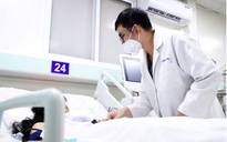 2 cô gái sống sót trong vụ cháy quán ăn kể về giây phút nhảy lầu