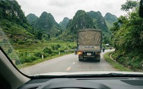 3 cách tài 'già' sử dụng ngôn ngữ đèn xi-nhan thay cho lời cảnh báo