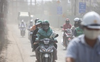 Bụi mịt mù gần công trường Vành đai 3: Nhiều người than trời vì không thấy đường