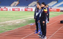 Nóng: Lý Đức chấn thương gối nguy cơ lỡ SEA Games, HAGL bức xúc sân Mỹ Đình