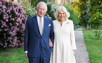 Hoàng hậu Camilla chia sẻ bí quyết hôn nhân kéo dài 20 năm với Vua Charles III