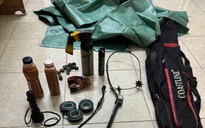 Nghi phạm trộm chó dùng bình xịt hơi cay chống trả công an