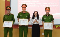 Khen thưởng cảnh sát hình sự truy 'nóng' vụ cướp giật, bảo vệ du khách