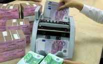 Giá USD hôm nay 15.4.2025: Nhích nhẹ khi euro quay đầu giảm
