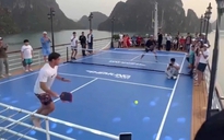 Xử phạt tàu du lịch vịnh Hạ Long tổ chức chơi pickleball trên boong