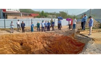 'Hố tử thần' ở Bắc Kạn: 5 điểm sụt lún liên tiếp, mời Viện địa chất vào cuộc