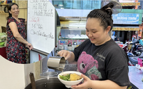 Khám phá quán chay 'không đụng hàng' ở TP.HCM: Bất ngờ với menu tiệm dì Mười