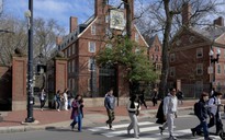 Harvard nắm ngân quỹ khổng lồ, có đáng lo nếu ông Trump cắt tài trợ?
