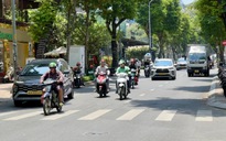 Sốc: Nhiệt độ ngoài trời ở TP.HCM gần 50 độ C