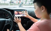 Trẻ em có được ngồi hàng ghế trước ô tô?