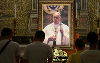 Thủ tướng chia buồn Giáo hoàng Francis qua đời