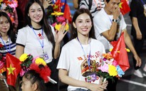 Dàn hoa hậu rạng ngời tham gia hợp luyện diễu binh, diễu hành