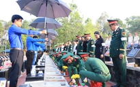 Thượng tướng Võ Minh Lương dự lễ an táng liệt sĩ tại Bình Phước