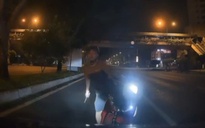 TP.HCM: Dương tính với ma túy, cầm dao chặn ô tô