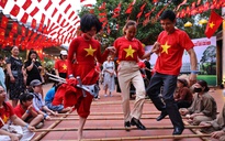 Hơn 1.000 người khuyết tật tham gia chương trình kỷ niệm 50 năm đất nước thống nhất