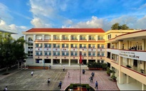 100 trường học số của TP.HCM là trường nào?