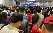 4 giờ sáng 30.4, hàng trăm người xếp hàng vào metro chờ xem diễu binh