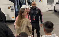 Vệ sĩ riêng của Messi bất ngờ xuất hiện, có hành động gây chú ý