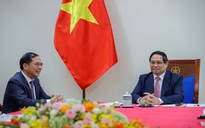 Thủ tướng Phạm Minh Chính điện đàm với Thủ tướng Malaysia Anwar Ibrahim