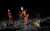 Phum sóc Khmer lung linh ngày có điện