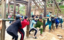 Xóa nhà tạm, 'xây' lòng dân: Gỡ khó để người nghèo có nhà