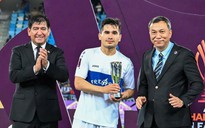 Chủ tịch VFF Trần Quốc Tuấn làm điều đặc biệt ở chung kết AFC Challenge League 