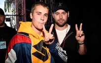 Justin Bieber nợ quản lý cũ gần 230 tỉ đồng