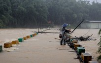 Trung Quốc đối mặt mưa lớn, nắng nóng cực đoan