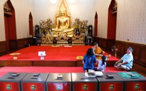 Sau bê bối biển thủ tiền công đức, Thái Lan tìm cách giám sát tài sản của chùa