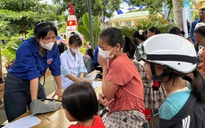 Người trẻ xây dựng tuyến đường điện năng lượng mặt trời và nhiều dự án dân sinh