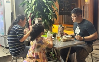 Quán quen ở TP.HCM bất ngờ ngưng nhận chuyển khoản, khách tá hỏa chạy về lấy tiền mặt