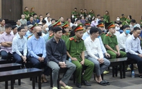 Cựu chủ tịch tỉnh nhận hối lộ, khai mang tiền xây nhà cho người nghèo