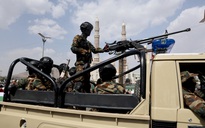 Houthi phóng tên lửa sang Israel