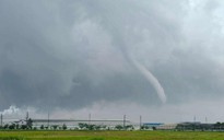 Vòi rồng xuất hiện ở Bắc Ninh, làm gì để an toàn khi gặp hiện tượng này?