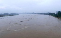 Đỉnh điểm mưa lớn ở miền Bắc trong 2 ngày, sông Hồng có lũ báo động 2
