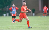 Tiền vệ Việt kiều Canada Nam Mi nói 'sõi' tiếng Việt: 'Tôi phải học hỏi nhiều'