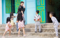 S.T Sơn Thạch làm 'bố tập sự'