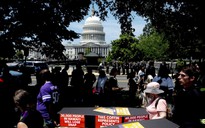 Thượng viện Mỹ vất vả với dự luật của Tổng thống Trump