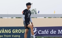 Thủ môn cao gần 2 m của lò HAGL khoác áo Ninh Bình: 'Ngọc thô' chờ được giũa