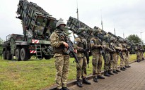 Phương Tây tăng cường viện trợ Ukraine, cấm vận Nga