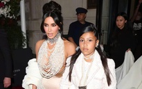 Kim Kardashian làm rõ tin đồn để quên con gái tại khách sạn